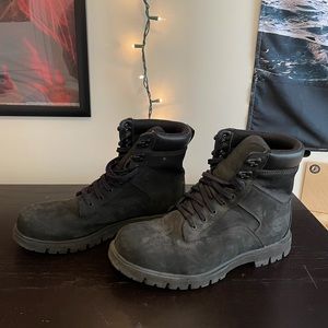 Black Pro Timberlands